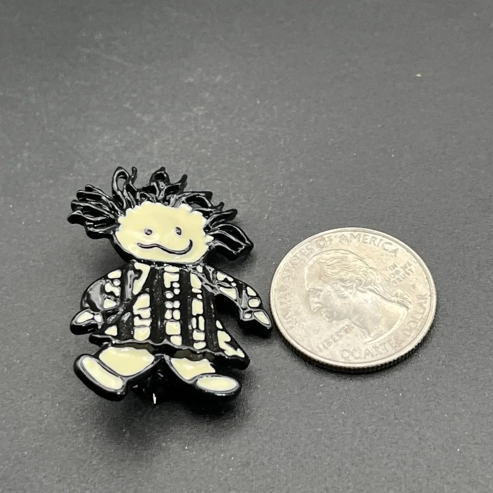 Black & White‎ Cartoon Ragdoll Toy Lapel Hat Pin